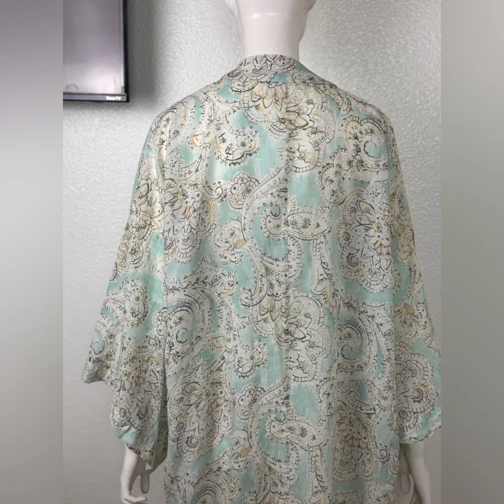 Zara Elegant Paisley Kimono Robe Size Medium C-31